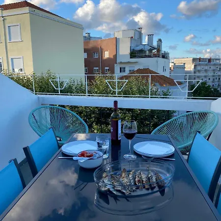 Casa Da Fonte - Vintage House And Rooftop Figueira da Foz Exterior photo